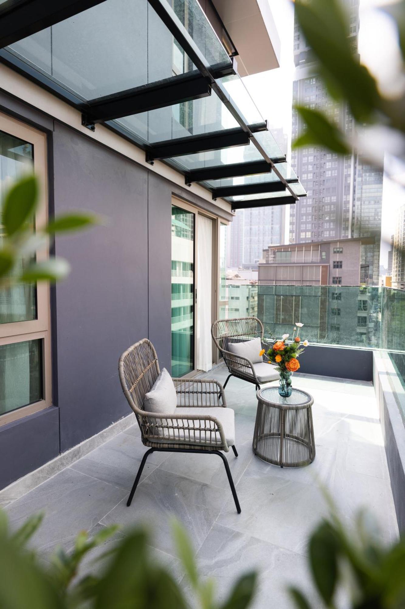 Pure Eleven Hotel Bangkok Makkasan Экстерьер фото